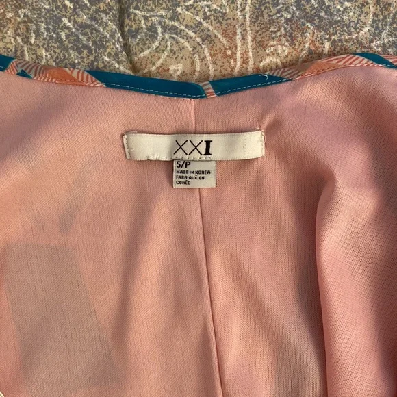 Dress - Picture 3 of 3